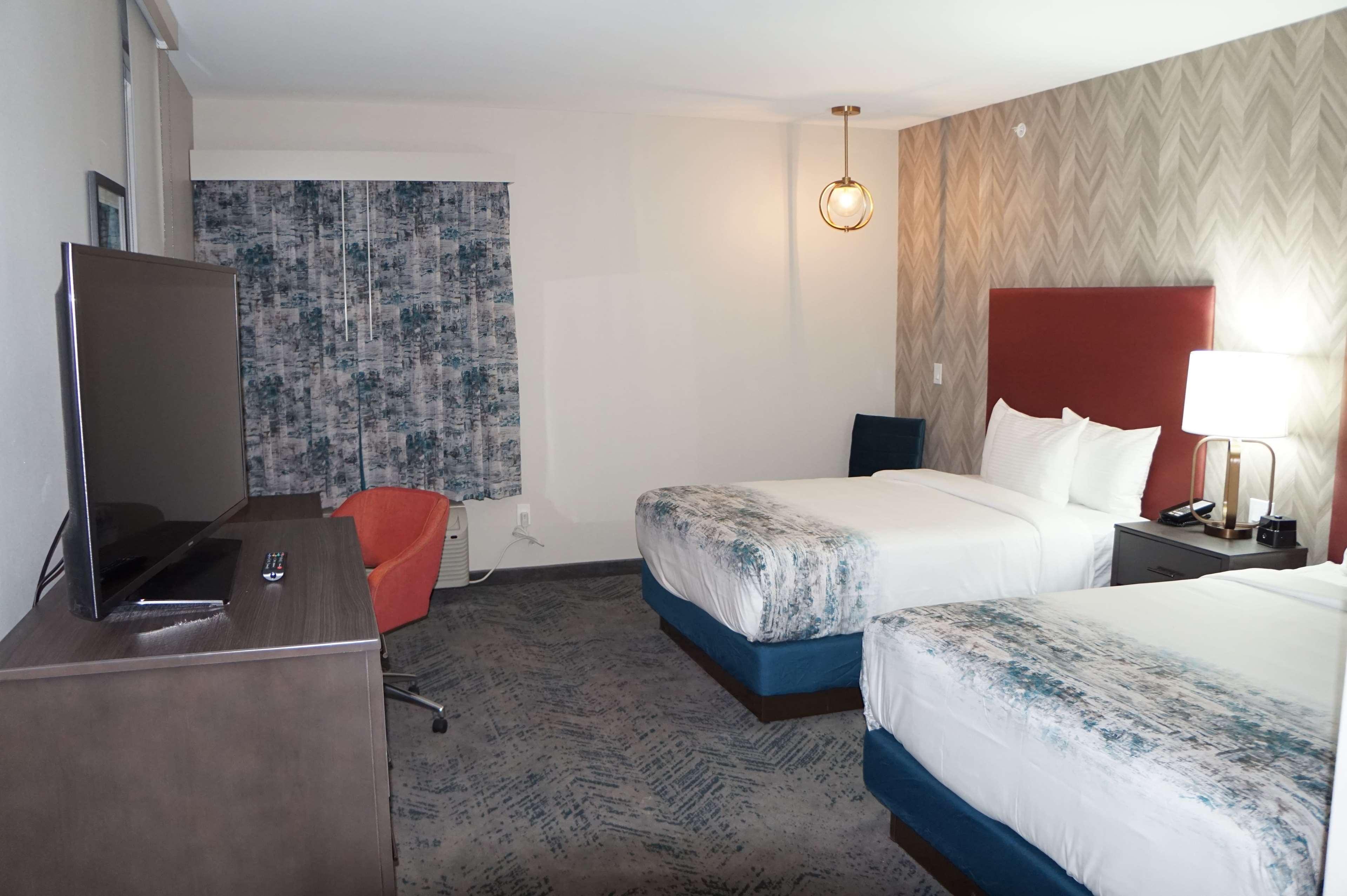 La Quinta & Dfw West-glade-parks 2*