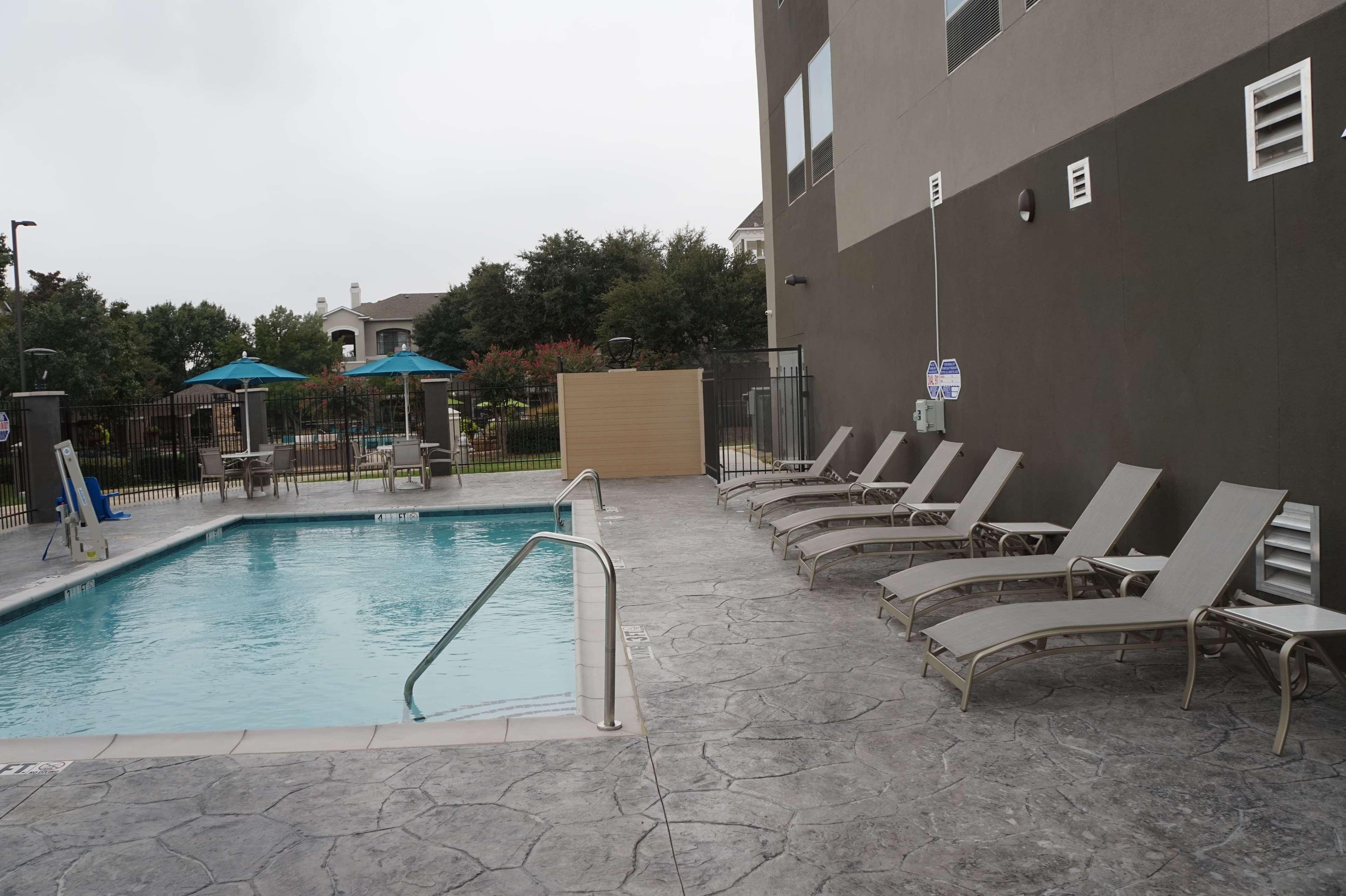La Quinta & Dfw West-glade-parks Hotel 2*