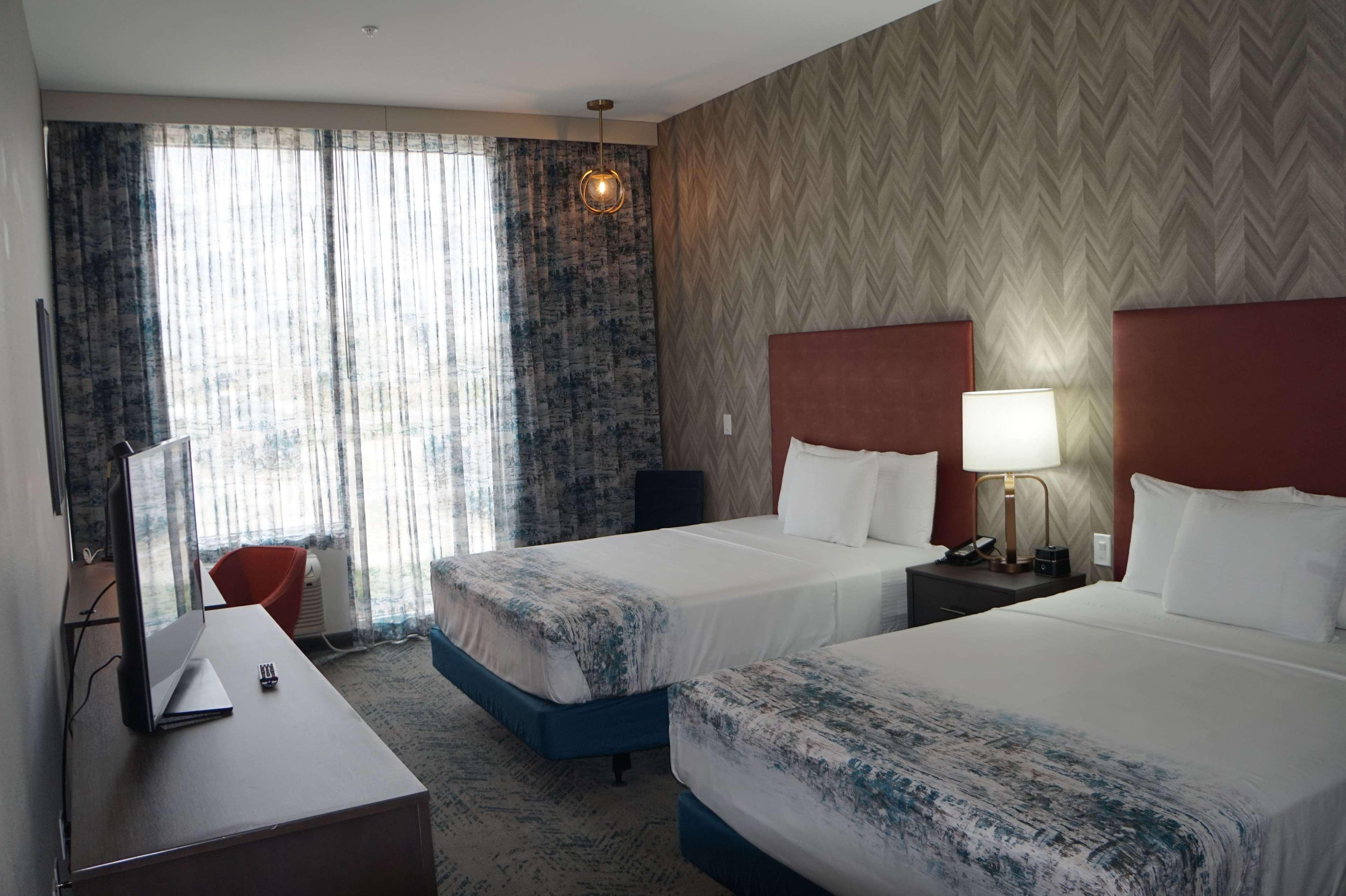La Quinta & Dfw West-glade-parks Hotel