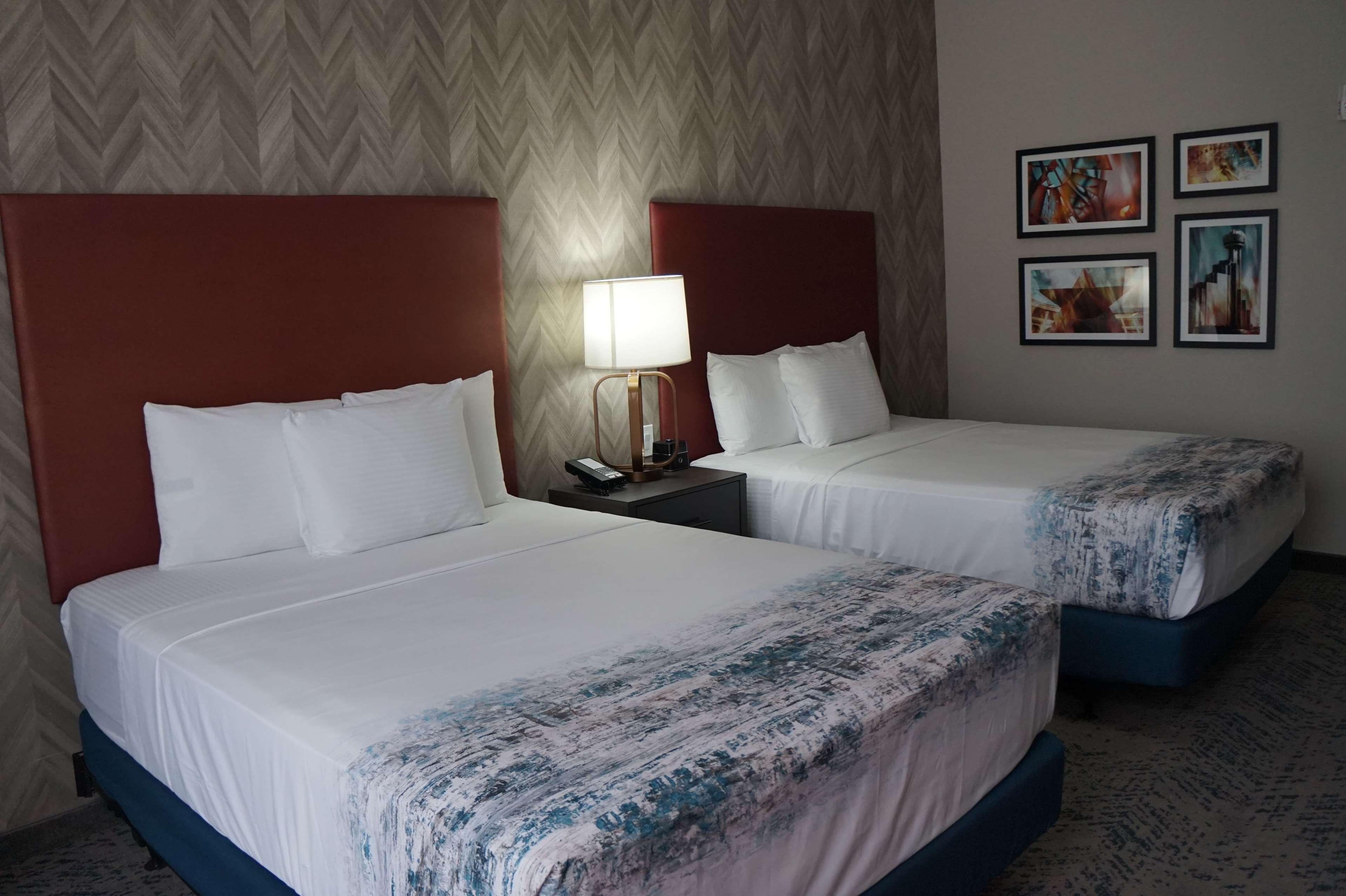 Hotel La Quinta & Dfw West-glade-parks Euless